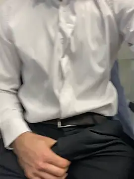 Snapshot of speddy34 chatting on February 12, 7:25 am speddy34 online show from February 12, 7:25 am