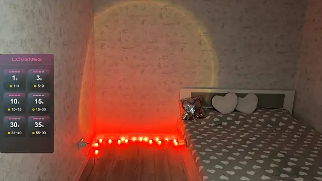 FakeLamb online show from April 21, 9:06 pm