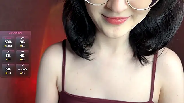 FakeLamb online show from April 25, 9:01 pm