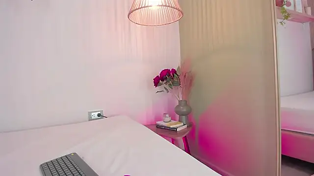 Cristalfoxy  online show from November 15, 7:43 pm