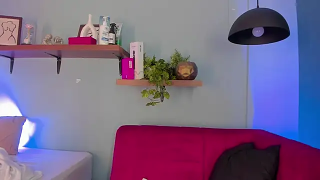 Cristalfoxy  online show from March 20, 7:52 pm