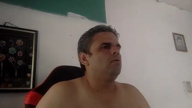 Snapshot of Katracho6969 chatting on April 24, 3:25 pm Katracho6969 online show from April 24, 3:25 pm