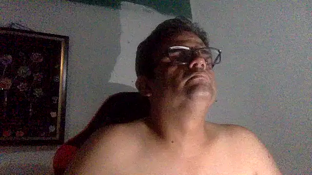 Snapshot of Katracho6969 chatting on April 29, 2:15 am Katracho6969 online show from April 29, 2:15 am