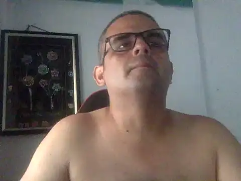 Snapshot of Katracho6969 chatting on May 6, 5:29 pm Katracho6969 online show from May 6, 5:29 pm
