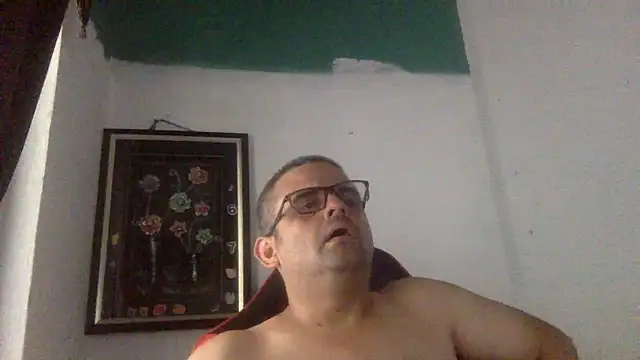 Snapshot of Katracho6969 chatting on May 12, 5:43 pm Katracho6969 online show from May 12, 5:43 pm