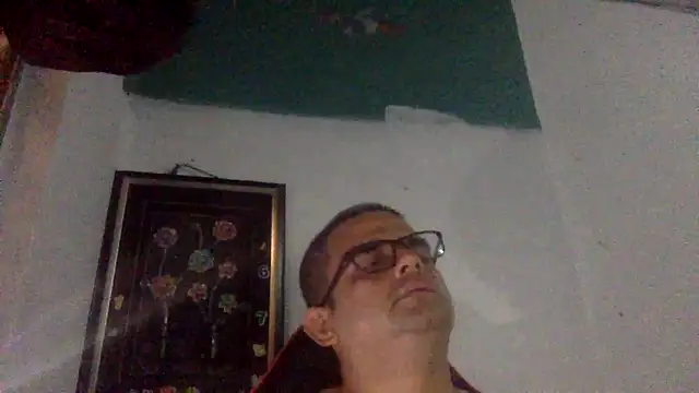 Snapshot of Katracho6969 chatting on May 18, 1:45 am Katracho6969 online show from May 18, 1:45 am