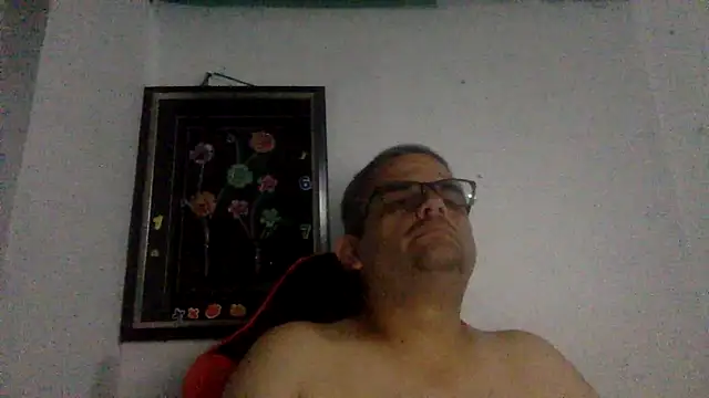 Snapshot of Katracho6969 chatting on May 23, 12:27 am Katracho6969 online show from May 23, 12:27 am