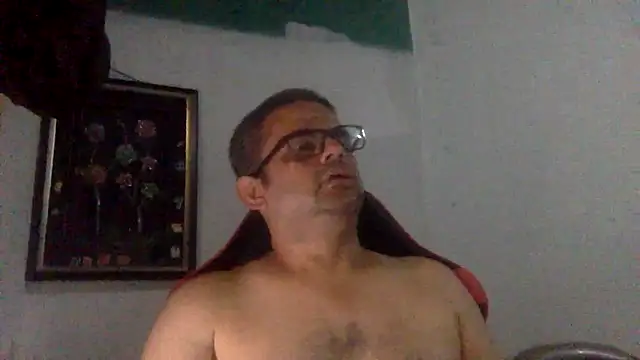 Snapshot of Katracho6969 chatting on June 8, 12:36 am Katracho6969 online show from June 8, 12:36 am