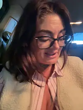 Snapshot of IrishmilfAnna chatting on April 14, 12:11 pm IrishmilfAnna online show from April 14, 12:11 pm