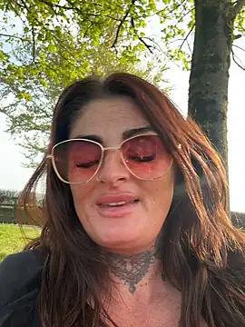 Snapshot of IrishmilfAnna chatting on April 23, 5:26 pm IrishmilfAnna online show from April 23, 5:26 pm