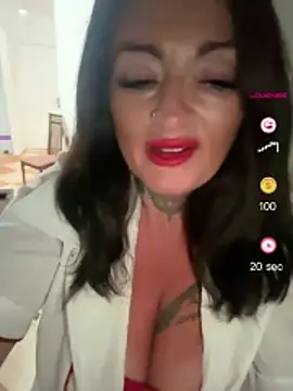 Snapshot of IrishmilfAnna chatting on May 16, 7:45 pm IrishmilfAnna online show from May 16, 7:45 pm