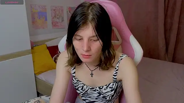 EllinEverly online show from June 19, 10:24 pm