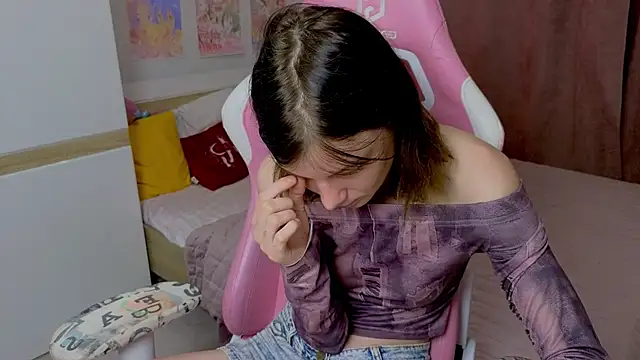 EllinEverly online show from June 22, 9:01 pm