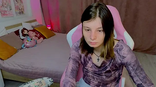 EllinEverly online show from July 9, 9:30 pm