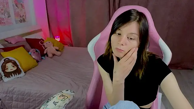 EllinEverly online show from July 13, 8:22 pm