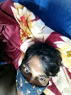 sexy-couple77 online show from September 12, 8:20 pm