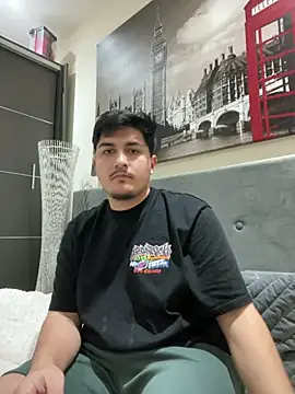 mixedcouplee69 online show from February 24, 9:46 pm