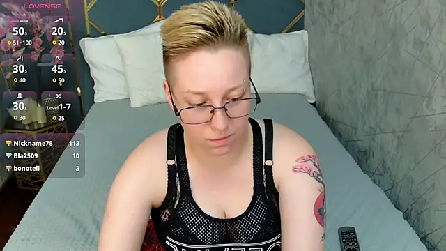 AlexandraGreen online show from September 15, 3:50 am