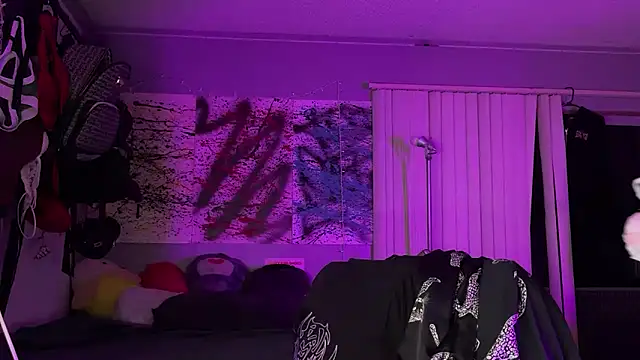 xoFrankie online show from December 21, 7:59 am