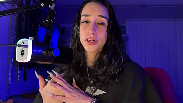 xoFrankie online show from April 8, 6:57 am