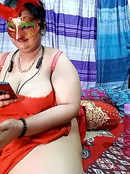 Tanisha-Chy online show from April 22, 5:54 am