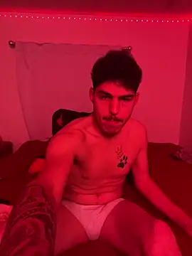 Snapshot of jodaddy699 chatting on February 25, 1:37 am jodaddy699 online show from February 25, 1:37 am