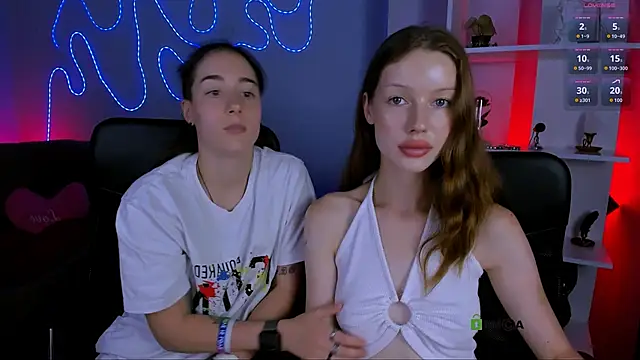 Snapshot of khloebeauty chatting on June 30, 12:17 pm khloebeauty online show from June 30, 12:17 pm