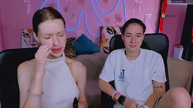Snapshot of khloebeauty chatting on July 1, 5:42 am khloebeauty online show from July 1, 5:42 am