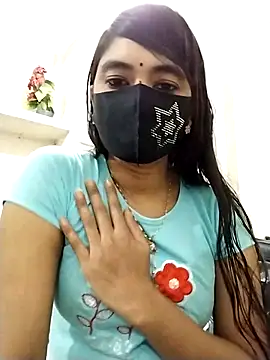 Snapshot of Puja-Rane chatting on November 5, 6:13 am Puja-Rane online show from November 5, 6:13 am