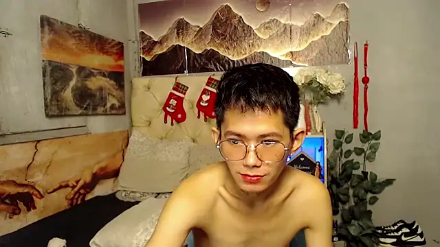 Snapshot of Skinny_CumLoader69 chatting on September 13, 4:51 pm Skinny CumLoader69 online show from September 13, 4:51 pm