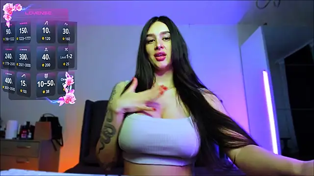 Veronica Larsson online show from September 19, 4:18 pm