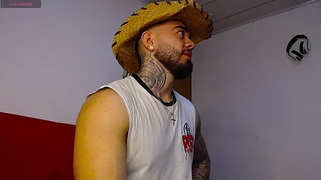 tommyblessd1 online show from October 29, 5:20 am