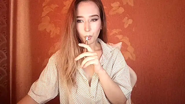 Snapshot of Awora_Wolf chatting on October 29, 9:33 am Awora Wolf online show from October 29, 9:33 am