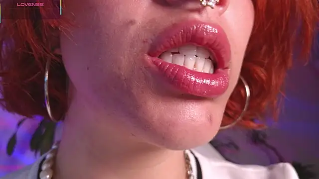 Snapshot of bri_von_dhara__ chatting on May 22, 11:43 pm bri von dhara online show from May 22, 11:43 pm