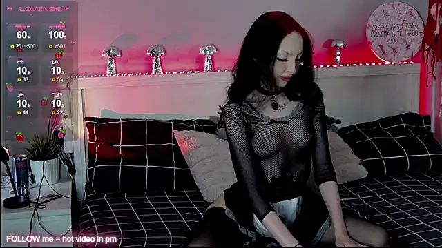 Snapshot of Lina_Thornton_ chatting on September 9, 10:59 am Lina Thornton online show from September 9, 10:59 am