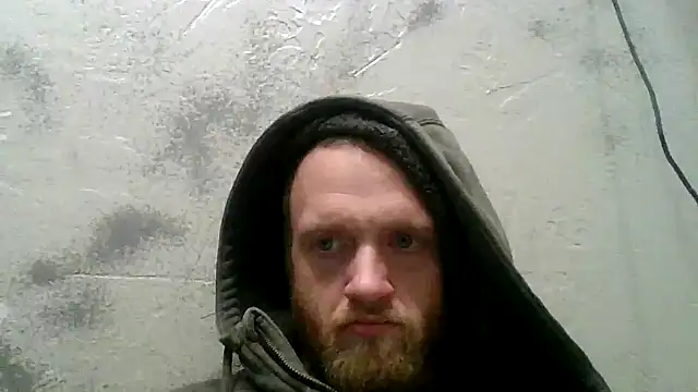 Snapshot of Hurri21 chatting on November 16, 8:47 pm Hurri21 online show from November 16, 8:47 pm