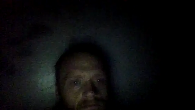 Snapshot of Hurri21 chatting on November 17, 8:53 am Hurri21 online show from November 17, 8:53 am