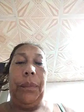 Naomi-Mature online show from October 14, 8:37 am