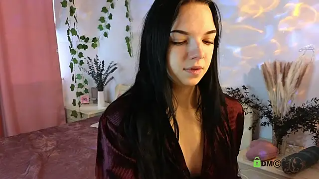 Snapshot of Hey_Caroline chatting on September 18, 1:35 pm Hey Caroline online show from September 18, 1:35 pm