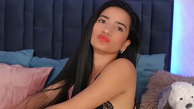 EmilyPrincy online show from October 6, 11:40 am