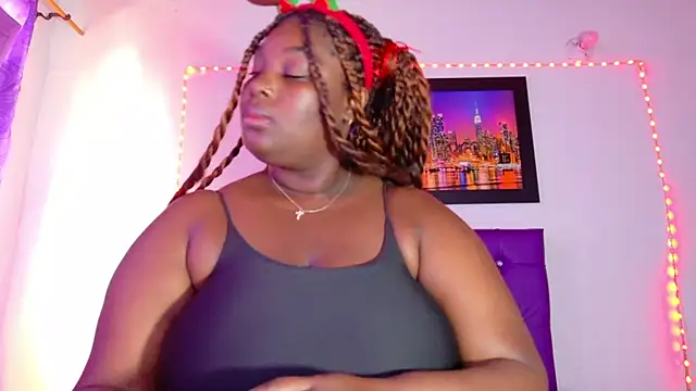 ebony NeighborMoans online show from December 4, 6:49 pm