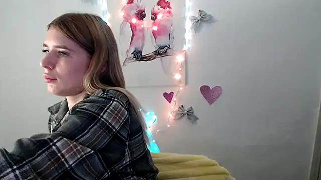 JuiceLips   online show from November 27, 1:57 pm