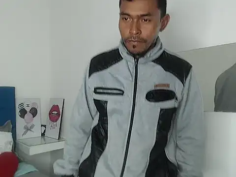 Snapshot of Adam_Morgan2 chatting on November 18, 3:56 am Adam Morgan2 online show from November 18, 3:56 am