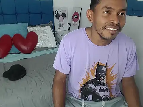 Snapshot of Adam_Morgan2 chatting on November 19, 3:28 am Adam Morgan2 online show from November 19, 3:28 am