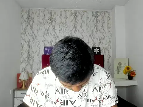 Snapshot of Adam_Morgan2 chatting on May 3, 7:47 am Adam Morgan2 online show from May 3, 7:47 am