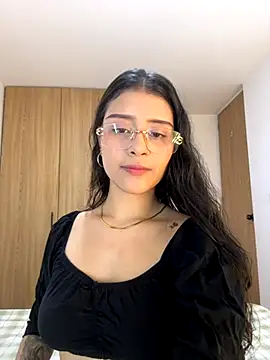 CatadeLuca online show from September 12, 5:40 am