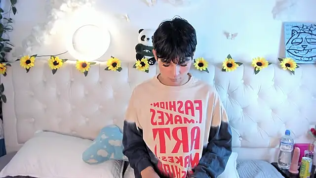 AleAurarashi online show from January 9, 4:26 am