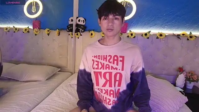 AleAurarashi online show from March 29, 8:14 am