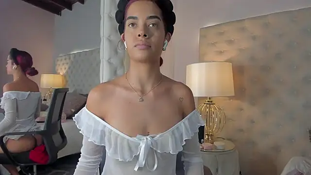 AlannaBlakes online show from November 4, 2:54 am