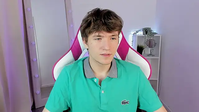 Ethan Rivers online show from October 12, 8:41 pm